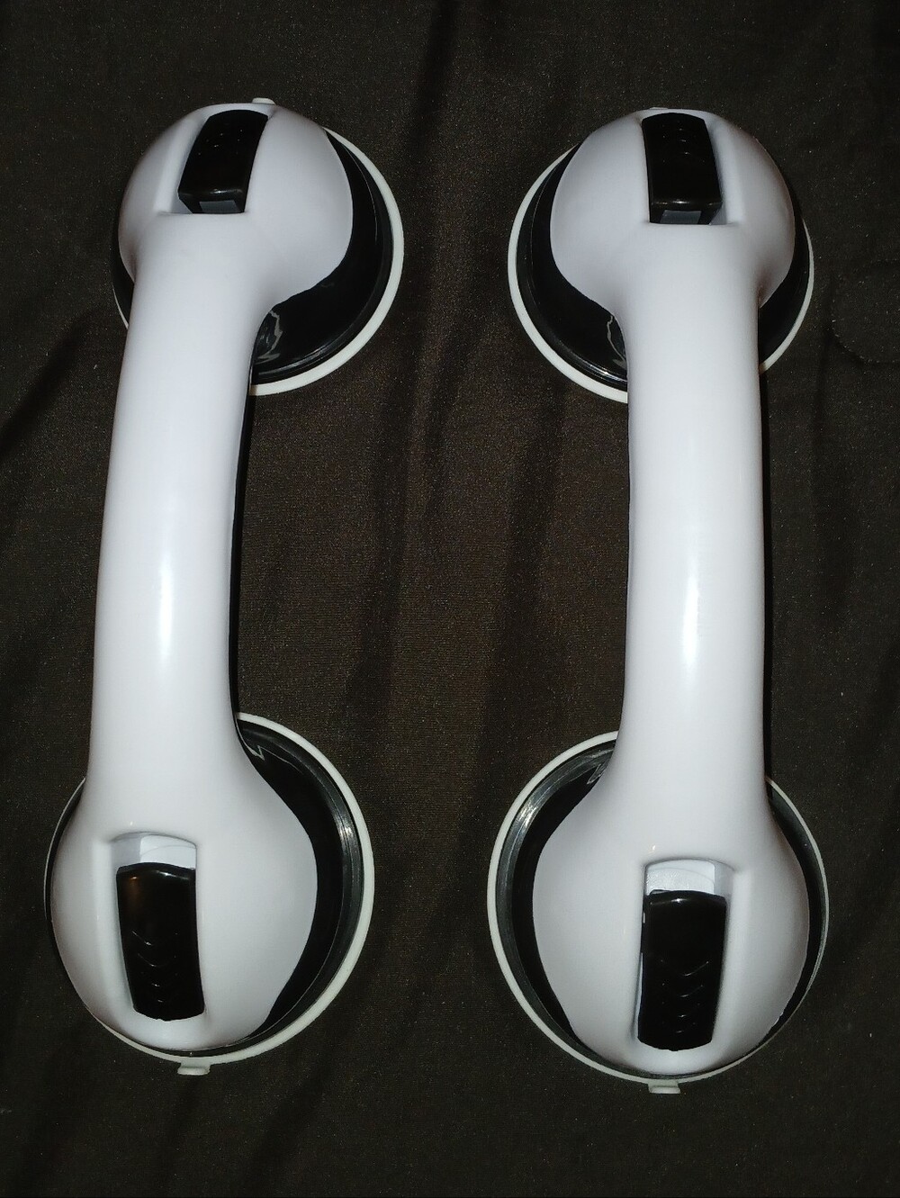 NWOT Set Of 2 White Universal Suction Grab Handle - Safe Grip Support.